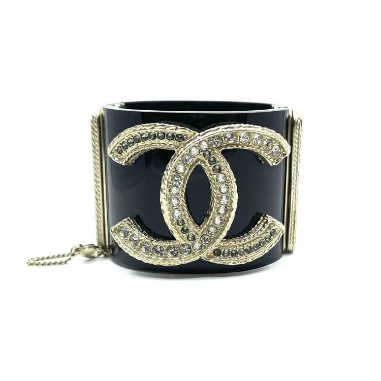 Bracelet manchette Chanel CC