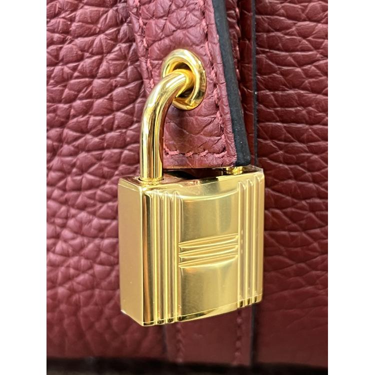 defimport:bba79bfade57f447a6b833924368007b