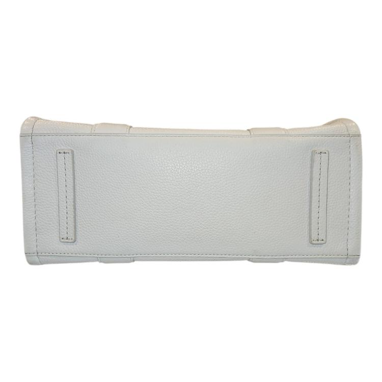 defimport:ce352bfd112b8483a8addffd427587b2