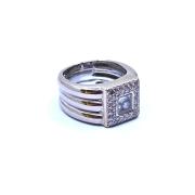defimport:183e9883f105cb63d5411f78cc67331a