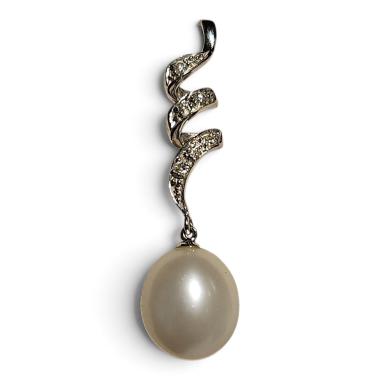 PENDENTIF OR BLANC 18 CT PERLE ET DIAMANTS