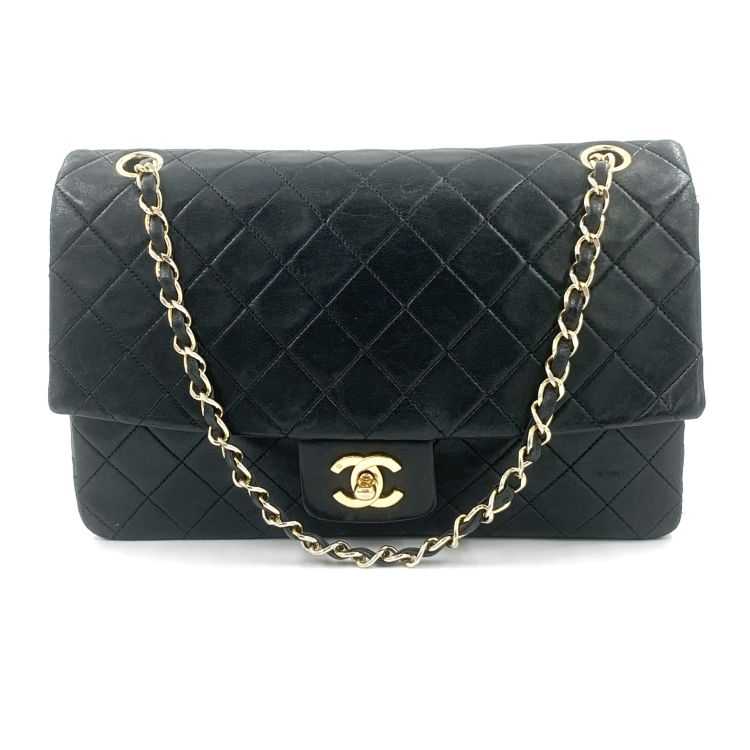Timelessclassique leather handbag Chanel Black in Leather  31756125