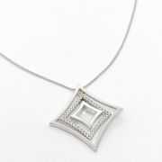 Collier Chimento or blanc