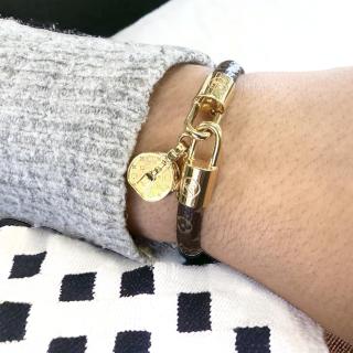 Bracelet à charm Louis Vuitton