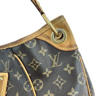 Sac ä main Louis Vuitton