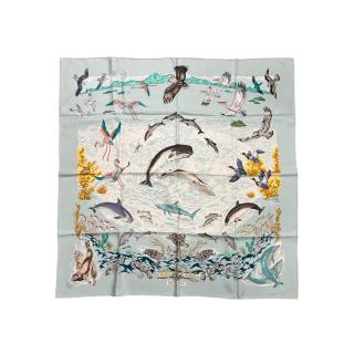Carre Hermès