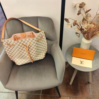 Sac à main Louis Vuitton Girolata