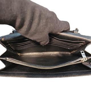 Pochette Yves Saint Laurent Cassandre