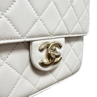 Sac Chanel à rabat et Perles