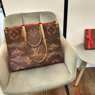Sac à main Louis Vuitton OnTheGo GM