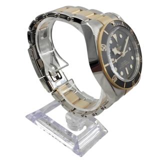 Tudor Black Bay