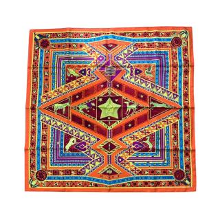 Carre Hermès