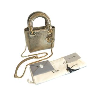 defimport:cc113edad8f38db6c632db8c55492ef2