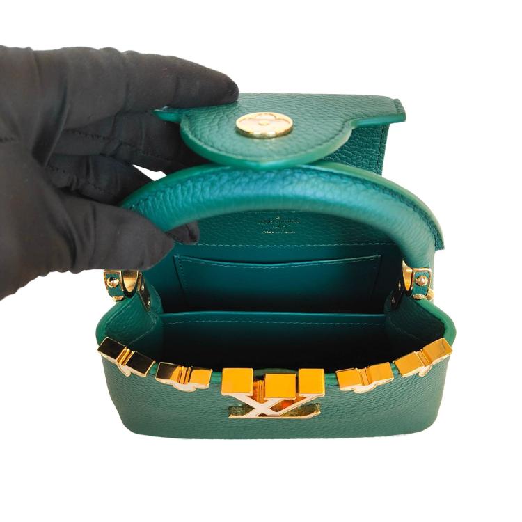 defimport:971c8ee6a702bd3ee6880fd6d3b5aeee