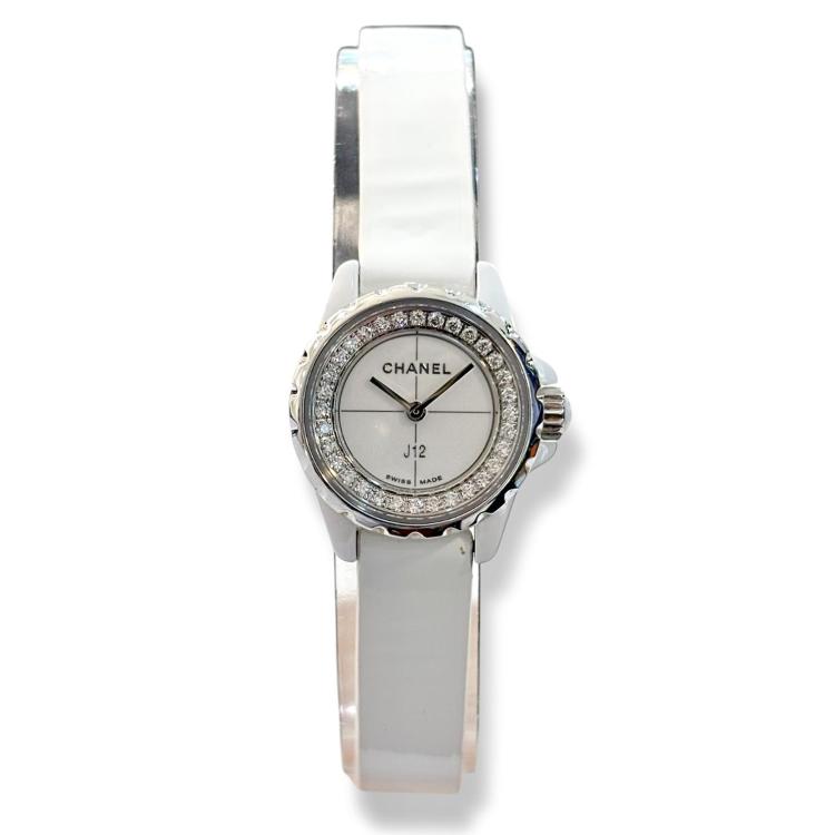 Chanel J12