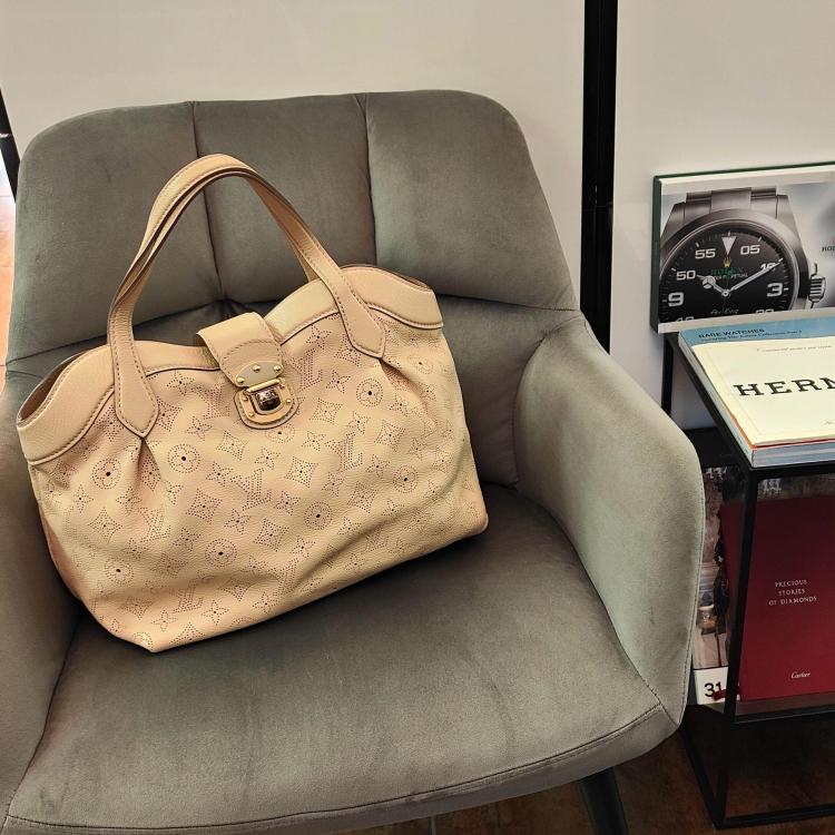 Sac à main Louis Vuitton Cirrus PM