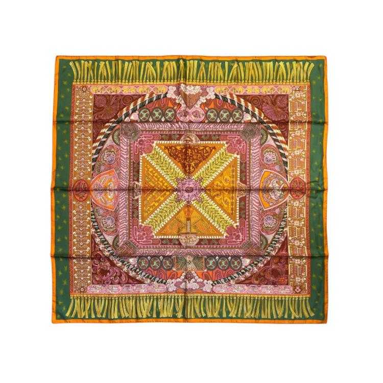 Carre Hermès