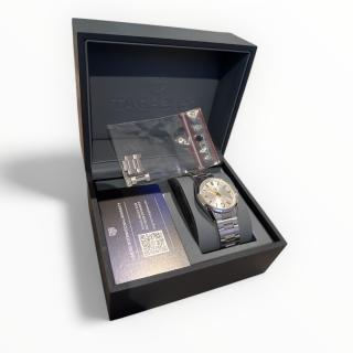 TAG Heuer Carrera Date