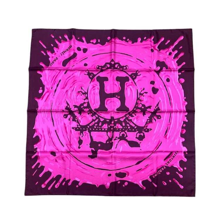 Carre Hermès