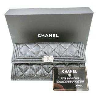 Portefeuille Chanel Boy