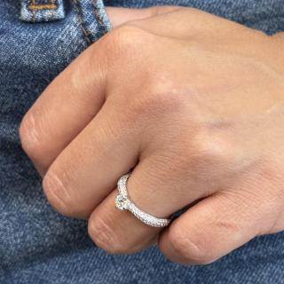 Bague Or Blanc 18CT + Diamants