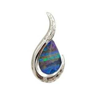 Pendentif Or 18Ct & Opale