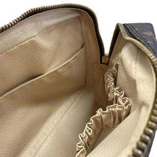Trousse de toilette Louis Vuitton