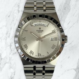 Tudor Royal