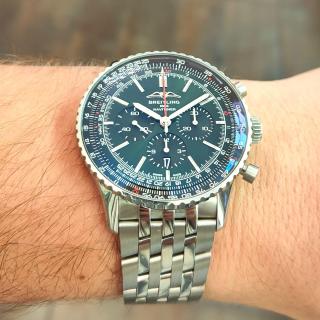 Breitling Navitimer B01 Chronograph Green Dial