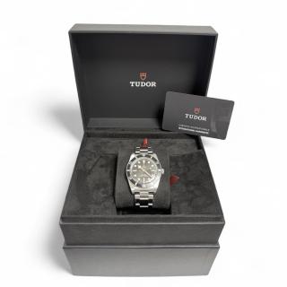 Tudor Black Bay 54