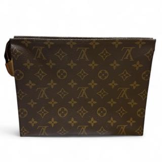 Louis Vuitton Trousse de toilette NM