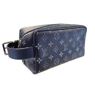 LOUIS VUITTON Trousse de Toilette Locker Dopp Kit