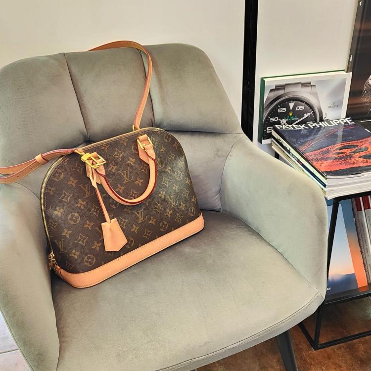 Sac à main Louis Vuitton Alma PM