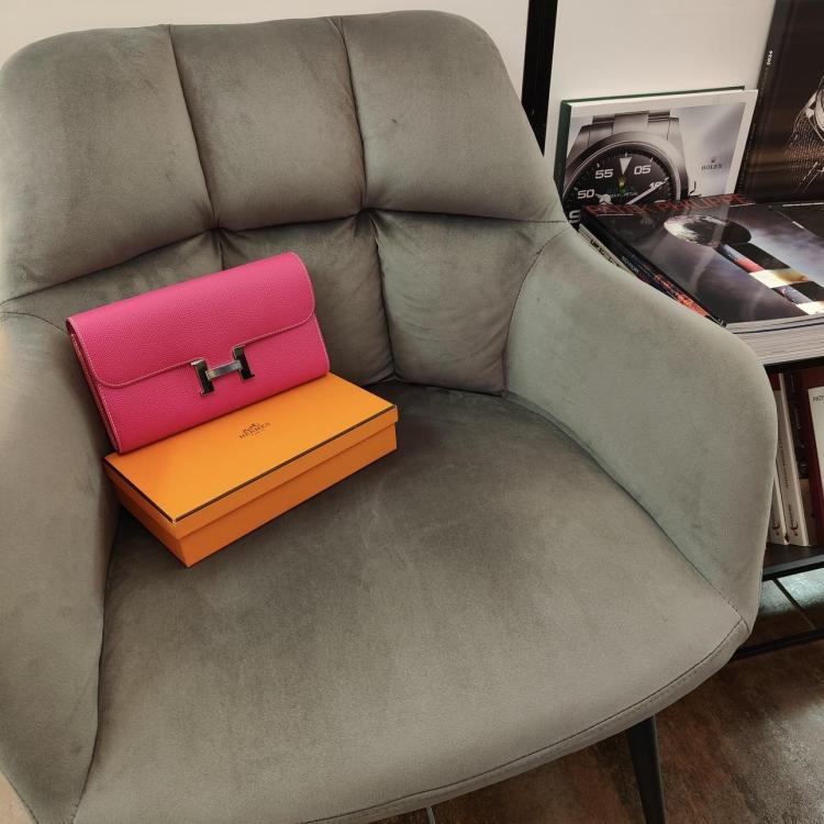 Portefeuille Constance Long Veau Hermès