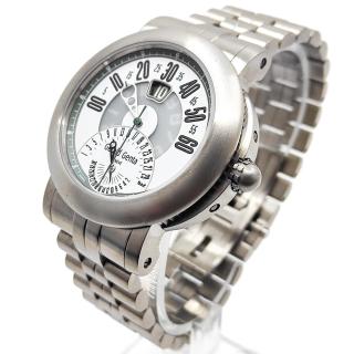 Gérald Genta Arena Bi-Retro White Dial