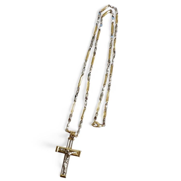 Collier et pendentif croix