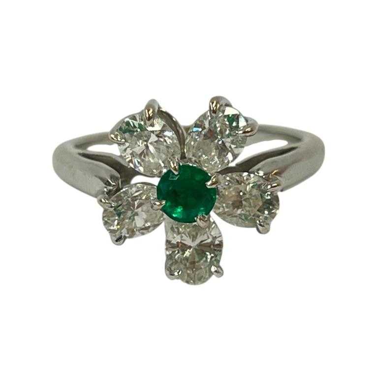 Bague Or Blanc, Diamants et Emeraude