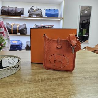 Sac à bandoulière Hermès Evelyne 16