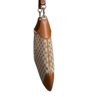 Sac à Epaule Gucci B format maxi en toile GG