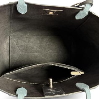 Louis Vuitton Lockme Cabas