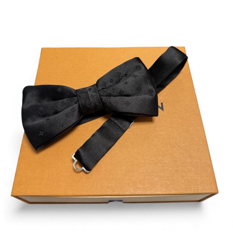 Louis Vuitton Noeud Papillon