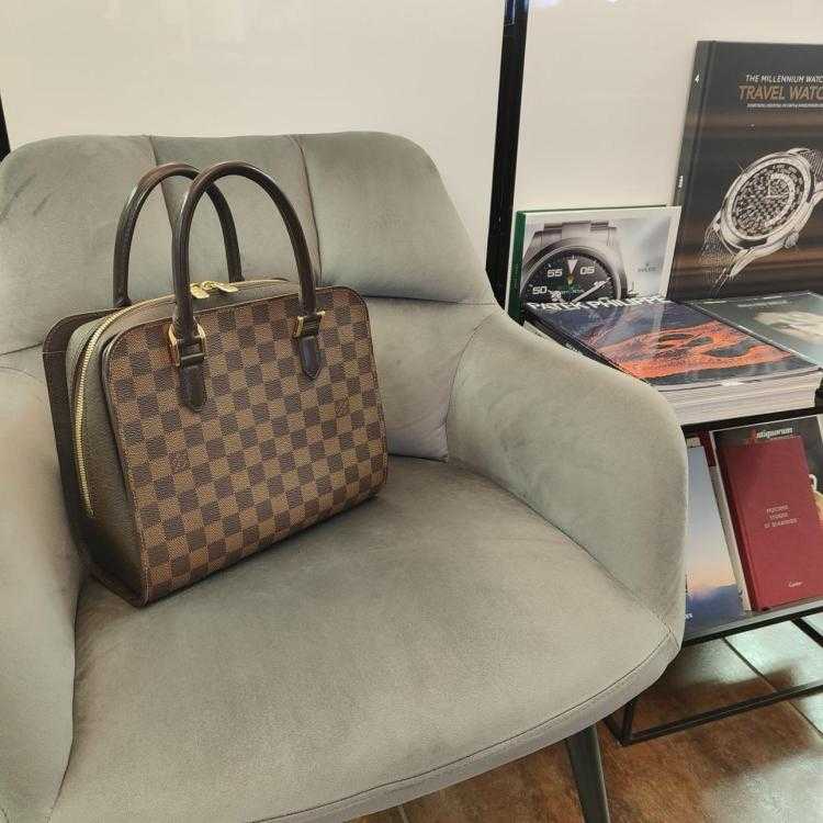 Sac à main Louis Vuitton Triana