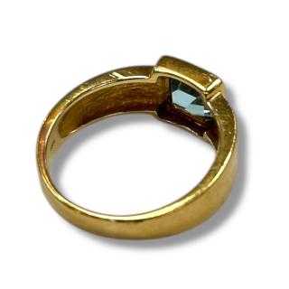 Bague or jaune 18ct avec aigue marine