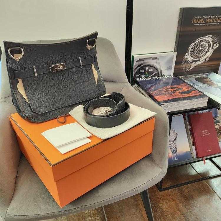 Hermès Jypsière 31 Taurillon Noir