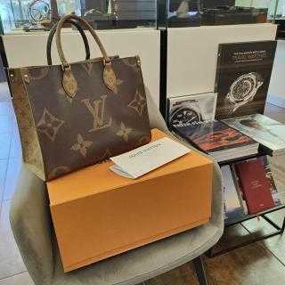 Sac à main Louis Vuitton OnTheGo MM