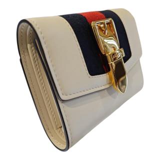 GUCCI PORTEFEUILLE COMPACT SYLVIE