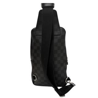 Louis Vuitton Slingbag