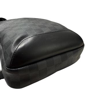 Louis Vuitton Slingbag
