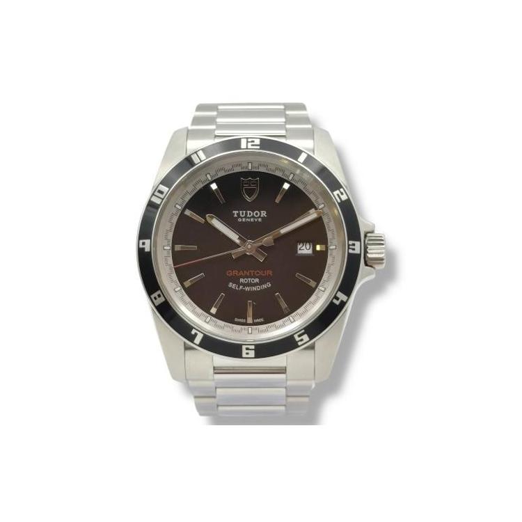 Tudor Grandtour Date