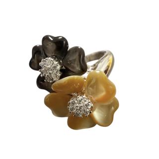 Bague Or blanc 18ct et nacre